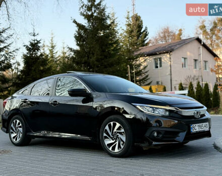 Черный Хонда Цивик, объемом двигателя 1.6 л и пробегом 56 тыс. км за 13500 $, фото 7 на Automoto.ua