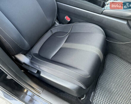 Черный Хонда Цивик, объемом двигателя 1.6 л и пробегом 56 тыс. км за 13500 $, фото 40 на Automoto.ua