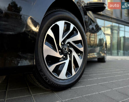 Черный Хонда Цивик, объемом двигателя 1.6 л и пробегом 56 тыс. км за 13500 $, фото 3 на Automoto.ua