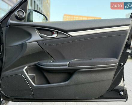 Черный Хонда Цивик, объемом двигателя 1.6 л и пробегом 56 тыс. км за 13500 $, фото 39 на Automoto.ua