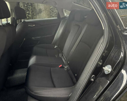 Черный Хонда Цивик, объемом двигателя 1.6 л и пробегом 56 тыс. км за 12999 $, фото 37 на Automoto.ua