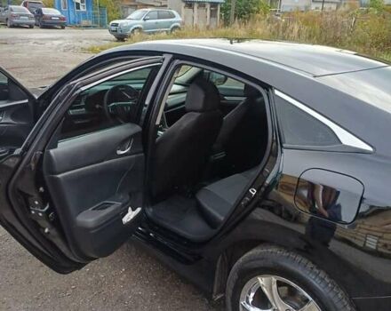 Чорний Хонда Сівік, об'ємом двигуна 2 л та пробігом 92 тис. км за 14800 $, фото 51 на Automoto.ua