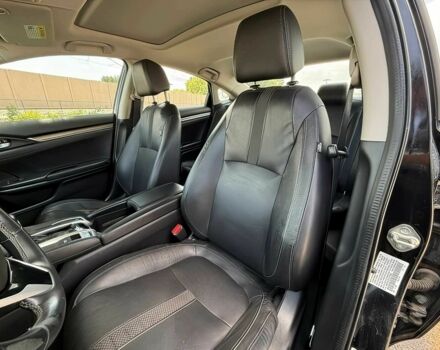 Черный Хонда Цивик, объемом двигателя 1.5 л и пробегом 40 тыс. км за 9500 $, фото 9 на Automoto.ua