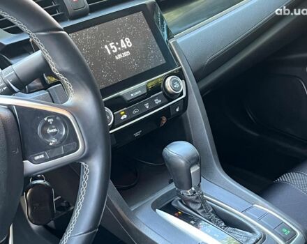 Черный Хонда Цивик, объемом двигателя 1.6 л и пробегом 109 тыс. км за 19940 $, фото 25 на Automoto.ua