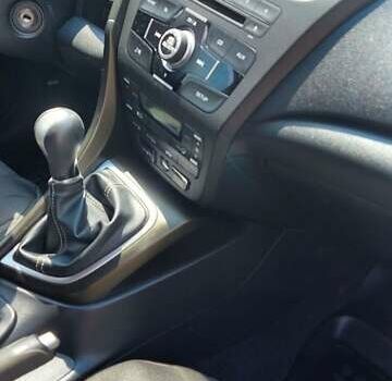 Черный Хонда Цивик, объемом двигателя 1.6 л и пробегом 162 тыс. км за 10500 $, фото 8 на Automoto.ua