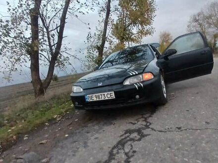 Хонда Сівік 1992 у Первомайськ на Automoto.ua Чорний Хонда Сівік, об'ємом двигуна 1.5 л та пробігом 300 тис. км за 2300 $, фото 1 на Automoto.ua