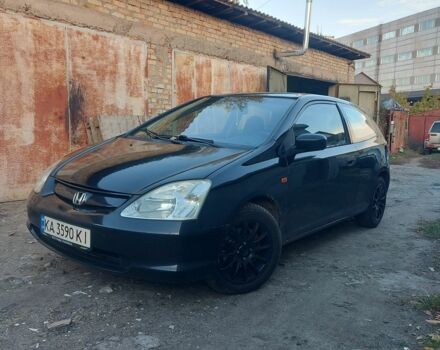 Черный Хонда Цивик, объемом двигателя 1.4 л и пробегом 320 тыс. км за 3000 $, фото 1 на Automoto.ua