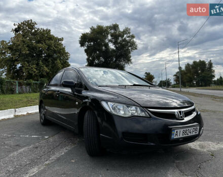 Черный Хонда Цивик, объемом двигателя 1.8 л и пробегом 205 тыс. км за 6200 $, фото 1 на Automoto.ua