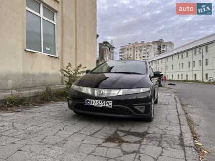 Черный Хонда Цивик, объемом двигателя 2.2 л и пробегом 326 тыс. км за 5800 $, фото 1 на Automoto.ua