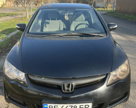 Черный Хонда Цивик, объемом двигателя 1.8 л и пробегом 187 тыс. км за 6800 $, фото 1 на Automoto.ua
