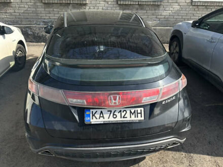 Хонда Сівік 2008 у Броварах на Automoto.ua Чорний Хонда Сівік, об'ємом двигуна 1.8 л та пробігом 223 тис. км за 6200 $, фото 1 на Automoto.ua