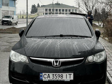 Черный Хонда Цивик, объемом двигателя 1.8 л и пробегом 210 тыс. км за 6500 $, фото 1 на Automoto.ua