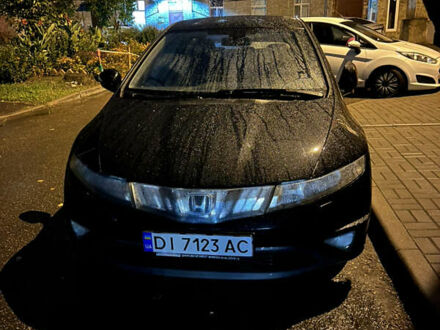 Черный Хонда Цивик, объемом двигателя 1.8 л и пробегом 243 тыс. км за 7399 $, фото 1 на Automoto.ua