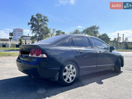 Черный Хонда Цивик, объемом двигателя 1.8 л и пробегом 355 тыс. км за 5500 $, фото 1 на Automoto.ua