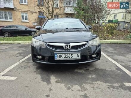 Черный Хонда Цивик, объемом двигателя 1.34 л и пробегом 257 тыс. км за 6500 $, фото 1 на Automoto.ua