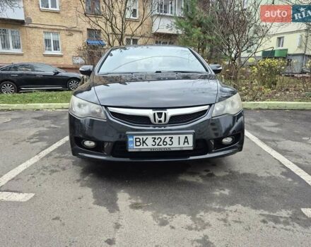 Черный Хонда Цивик, объемом двигателя 1.34 л и пробегом 257 тыс. км за 6500 $, фото 1 на Automoto.ua