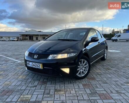Черный Хонда Цивик, объемом двигателя 1.4 л и пробегом 220 тыс. км за 6250 $, фото 1 на Automoto.ua