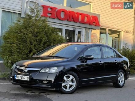 Черный Хонда Цивик, объемом двигателя 1.3 л и пробегом 297 тыс. км за 7999 $, фото 1 на Automoto.ua