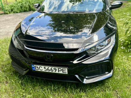 Черный Хонда Цивик, объемом двигателя 1.5 л и пробегом 24 тыс. км за 17000 $, фото 1 на Automoto.ua