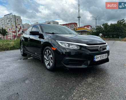 Черный Хонда Цивик, объемом двигателя 2 л и пробегом 140 тыс. км за 13900 $, фото 1 на Automoto.ua