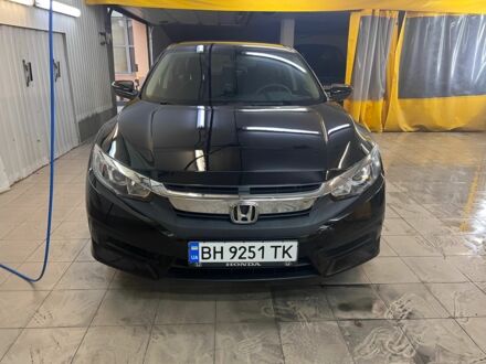 Черный Хонда Цивик, объемом двигателя 2 л и пробегом 70 тыс. км за 13400 $, фото 1 на Automoto.ua
