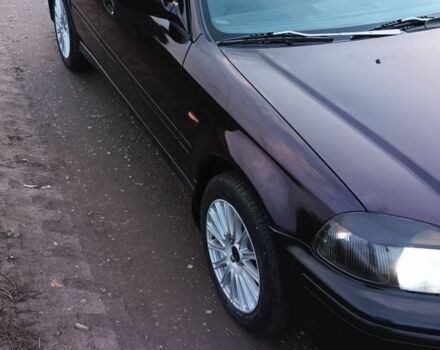 Фиолетовый Хонда Цивик, объемом двигателя 1.5 л и пробегом 253 тыс. км за 2500 $, фото 5 на Automoto.ua