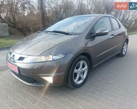 Коричневий Хонда Сівік, об'ємом двигуна 1.4 л та пробігом 194 тис. км за 6200 $, фото 1 на Automoto.ua