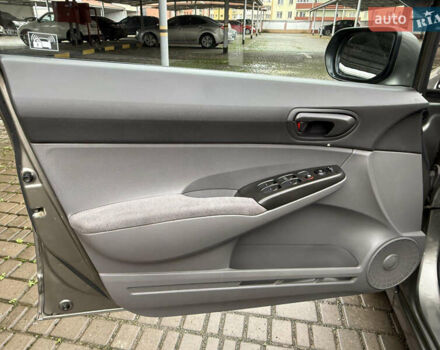 Коричневый Хонда Цивик, объемом двигателя 1.8 л и пробегом 115 тыс. км за 5750 $, фото 23 на Automoto.ua