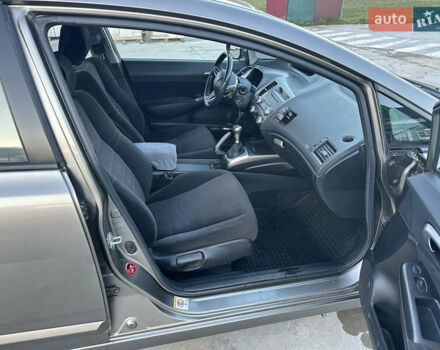 Коричневый Хонда Цивик, объемом двигателя 1.8 л и пробегом 188 тыс. км за 5500 $, фото 12 на Automoto.ua