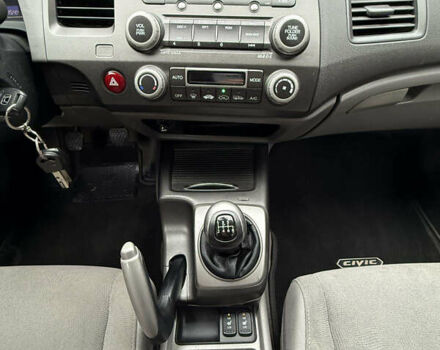 Коричневый Хонда Цивик, объемом двигателя 1.8 л и пробегом 115 тыс. км за 5750 $, фото 26 на Automoto.ua