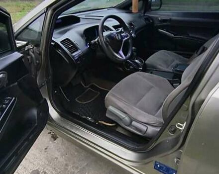 Коричневый Хонда Цивик, объемом двигателя 1.81 л и пробегом 260 тыс. км за 4000 $, фото 8 на Automoto.ua