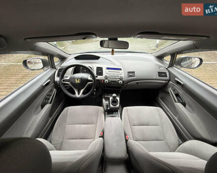 Коричневый Хонда Цивик, объемом двигателя 1.8 л и пробегом 115 тыс. км за 5750 $, фото 21 на Automoto.ua