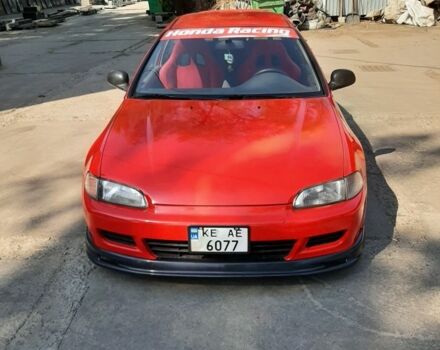 Красный Хонда Цивик, объемом двигателя 1.3 л и пробегом 300 тыс. км за 2900 $, фото 1 на Automoto.ua