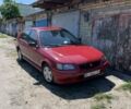 Красный Хонда Цивик, объемом двигателя 1.4 л и пробегом 300 тыс. км за 1800 $, фото 1 на Automoto.ua