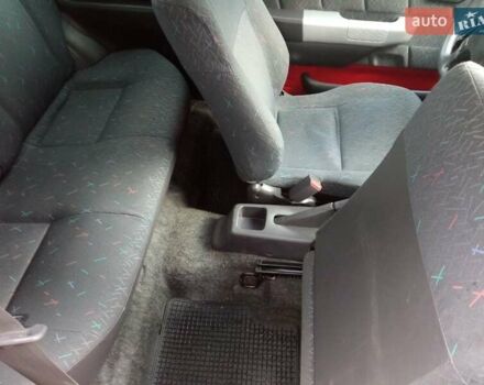 Красный Хонда Цивик, объемом двигателя 1.34 л и пробегом 117 тыс. км за 4150 $, фото 4 на Automoto.ua