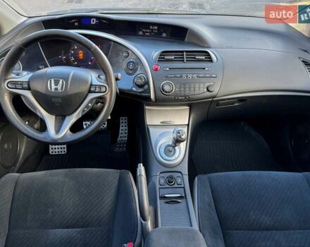 Красный Хонда Цивик, объемом двигателя 1.8 л и пробегом 272 тыс. км за 6000 $, фото 27 на Automoto.ua