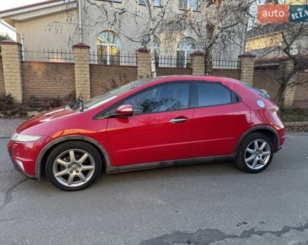Красный Хонда Цивик, объемом двигателя 1.8 л и пробегом 272 тыс. км за 6000 $, фото 5 на Automoto.ua