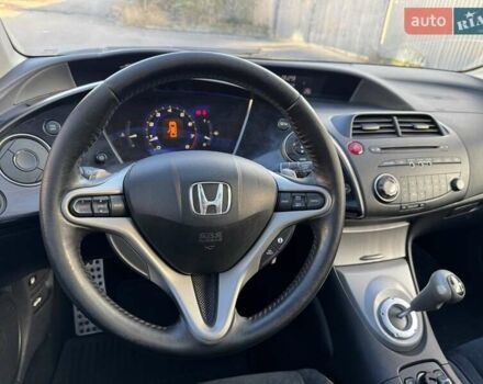 Красный Хонда Цивик, объемом двигателя 1.8 л и пробегом 272 тыс. км за 5700 $, фото 29 на Automoto.ua