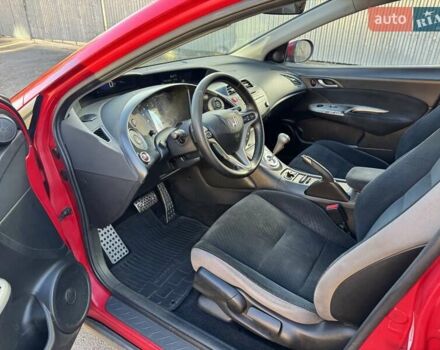 Красный Хонда Цивик, объемом двигателя 1.8 л и пробегом 272 тыс. км за 6000 $, фото 25 на Automoto.ua