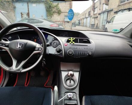 Красный Хонда Цивик, объемом двигателя 1.3 л и пробегом 239 тыс. км за 5200 $, фото 15 на Automoto.ua