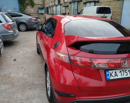 Красный Хонда Цивик, объемом двигателя 1.3 л и пробегом 239 тыс. км за 5200 $, фото 3 на Automoto.ua