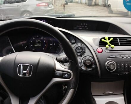 Красный Хонда Цивик, объемом двигателя 1.3 л и пробегом 239 тыс. км за 5200 $, фото 14 на Automoto.ua