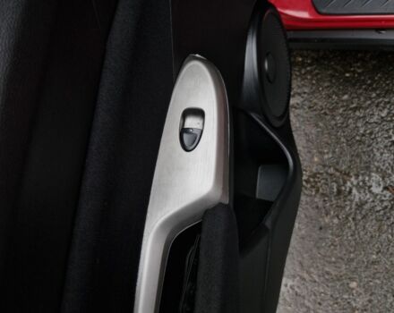 Красный Хонда Цивик, объемом двигателя 1.8 л и пробегом 196 тыс. км за 5700 $, фото 16 на Automoto.ua