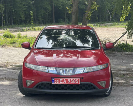 Красный Хонда Цивик, объемом двигателя 1.8 л и пробегом 193 тыс. км за 6100 $, фото 1 на Automoto.ua