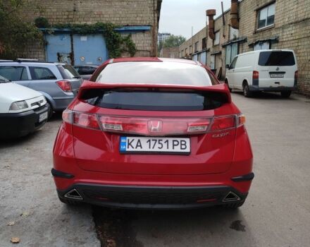 Красный Хонда Цивик, объемом двигателя 1.3 л и пробегом 239 тыс. км за 5200 $, фото 6 на Automoto.ua