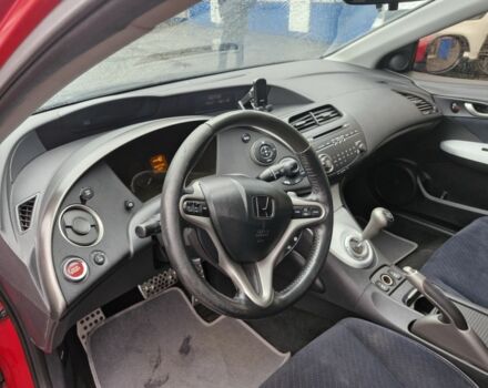 Красный Хонда Цивик, объемом двигателя 1.8 л и пробегом 196 тыс. км за 5700 $, фото 13 на Automoto.ua