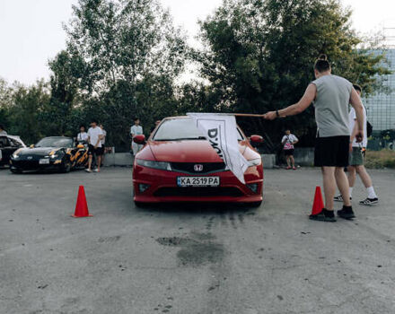 Червоний Хонда Сівік, об'ємом двигуна 2 л та пробігом 275 тис. км за 8500 $, фото 1 на Automoto.ua