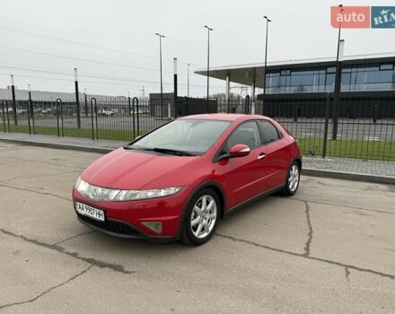 Червоний Хонда Сівік, об'ємом двигуна 1.8 л та пробігом 128 тис. км за 8800 $, фото 1 на Automoto.ua