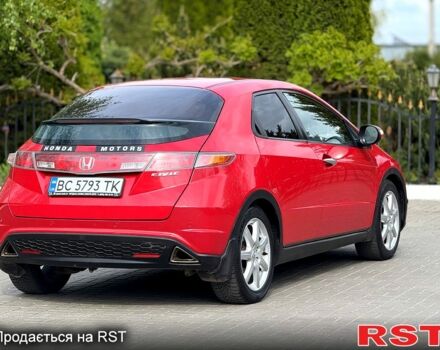 Красный Хонда Цивик, объемом двигателя 1.8 л и пробегом 265 тыс. км за 5750 $, фото 3 на Automoto.ua