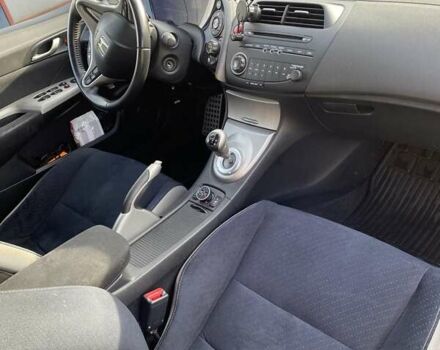 Червоний Хонда Сівік, об'ємом двигуна 1.8 л та пробігом 131 тис. км за 7900 $, фото 7 на Automoto.ua